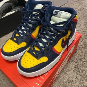 Nike Dunk High Up Women’s Size 9/Mens size 7.5 (Worn Once)